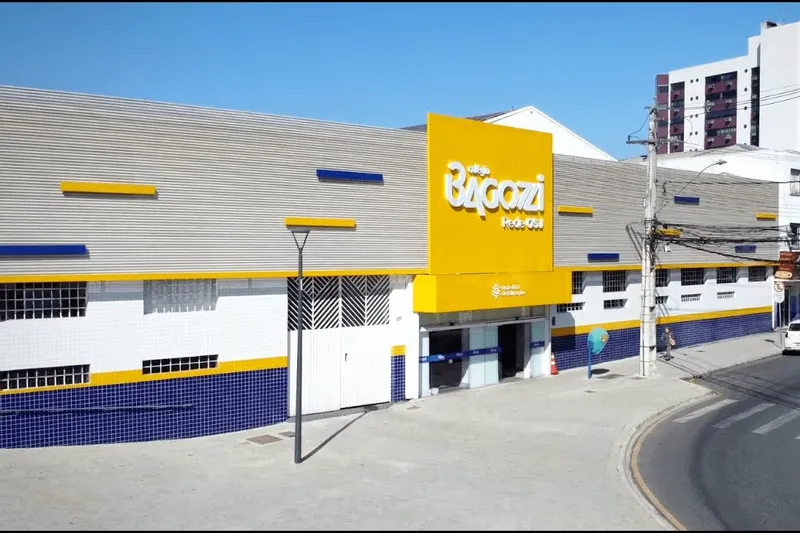 Fachada do Colégio Bagozzi, Rede ASJ, Curitiba